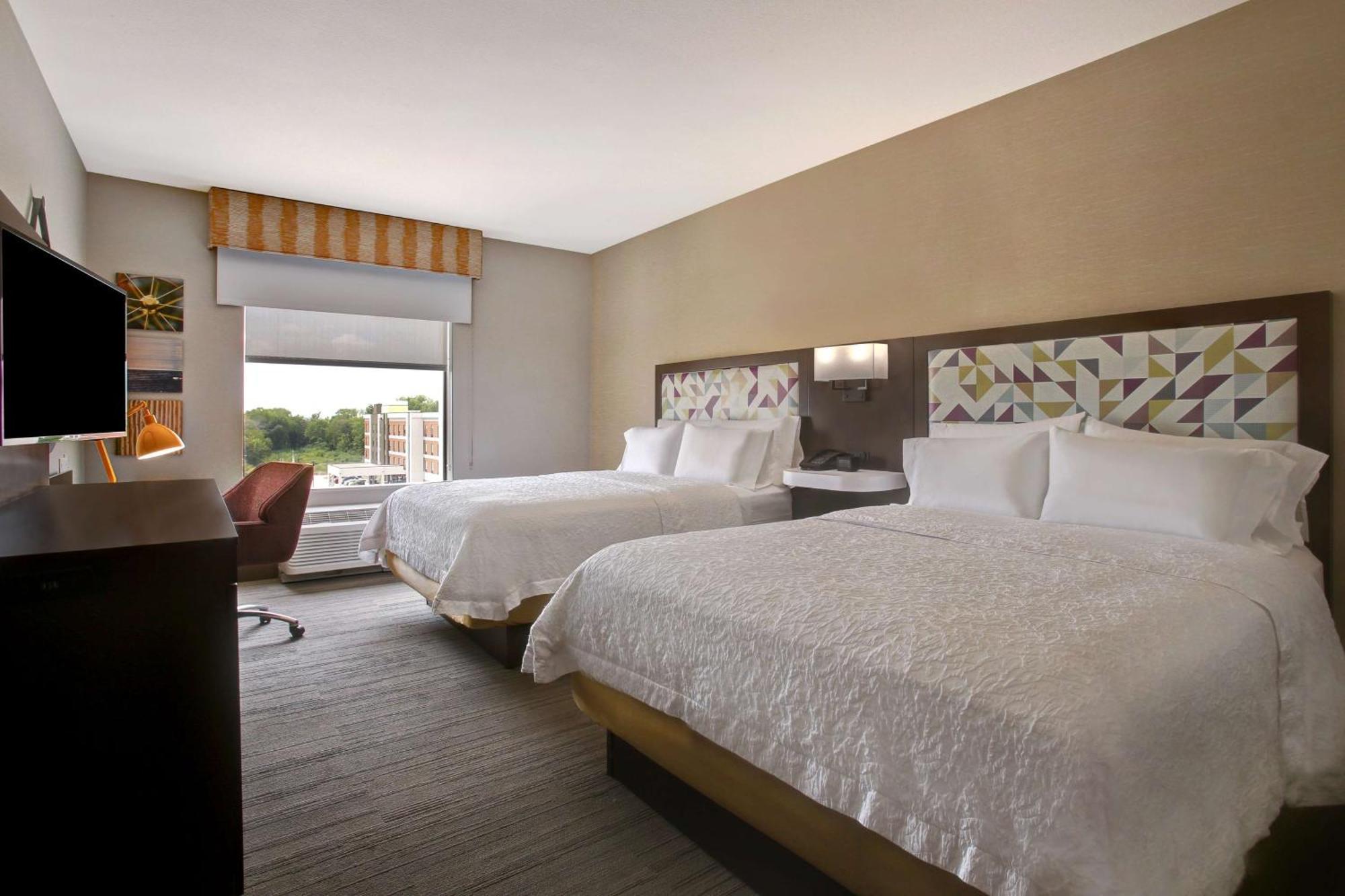 Hampton Inn & Suites Dallas-Десото Экстерьер фото